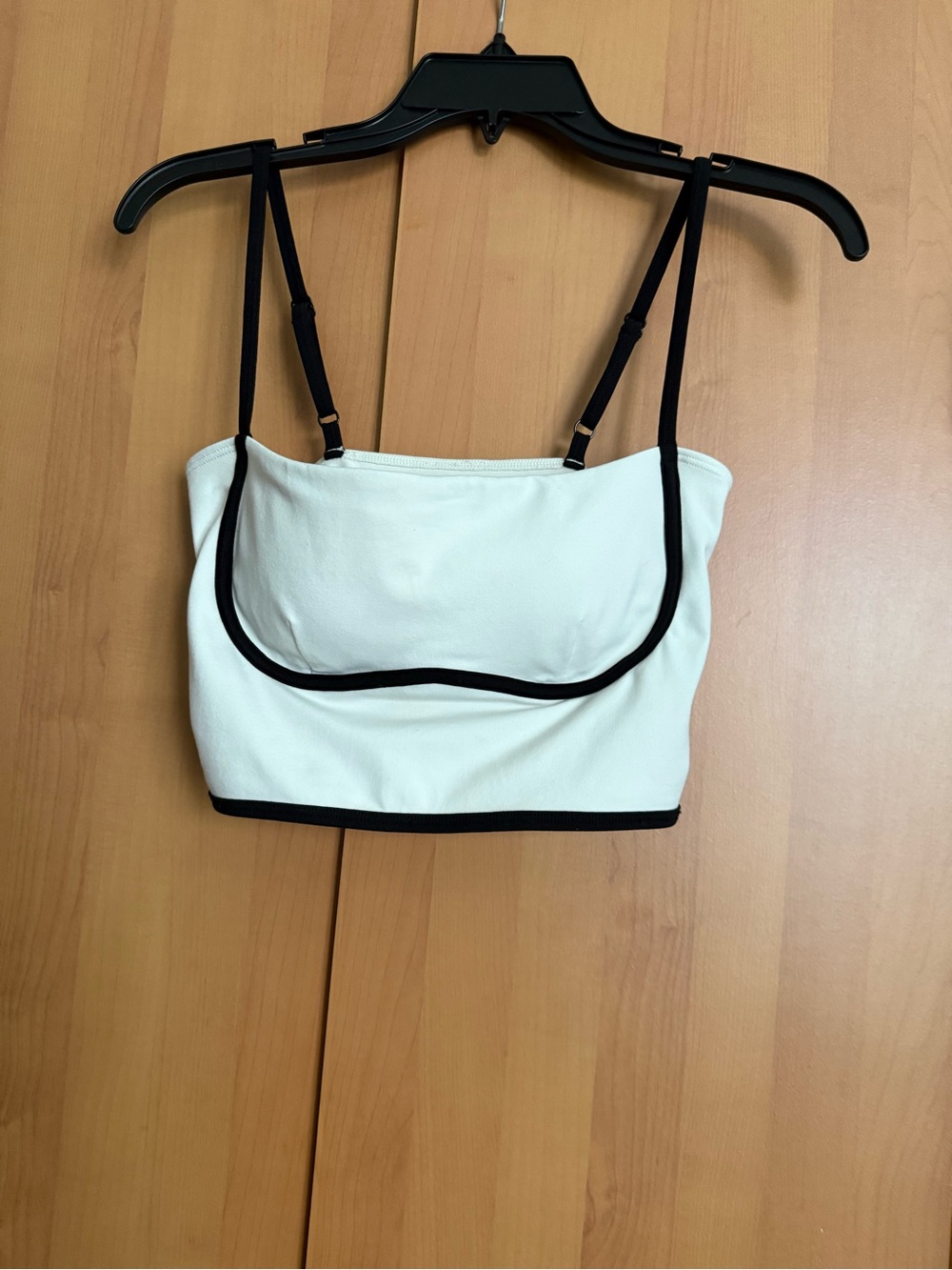 ALO Yoga White Crop Top with Black Piping